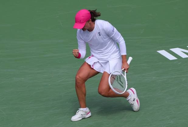 Iga Swiatek of Poland celebrates BNP Paribas Open, Tennis, Day 9, Indian Wells Tennis Garden, California, USA - 14 Mar 2024  Copyright: xEllaxLing Shutterstockx 14386185bc