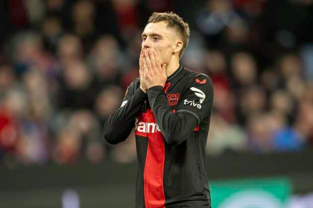 Florian Wirtz Bayer 04 Leverkusen, 10 beats his hands in front of his face as he has missed a huge chance Football UEFA Europa League, Season 2023 2024, Round of 16, Second leg, Bayer 04 Leverkusen Qarabag FK on 14 03 2024 at the BayArena in Leverkusen Photo Kirchner Media TH Copyright: xKirchner-Media THx