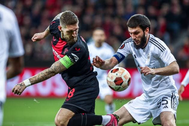 Robert Andrich Bayer 04 Leverkusen, 08 in duel against Badavi Huseynov Qarabag Agdam, 55 , GER, Bayer 04 Leverkusen vs Qarabag Agdam, UEFA Europa League 2023 24, Round of 16 second leg, 14 03 2024, GER, Bayer 04 Leverkusen vs Qarabag Agdam, UEFA Europa League 2023 24, Round of 16 second leg, 14 03 2024, Photo Eibner Pressefoto Gabriel Boia Leverkusen Copyright: xGabrielxBoiax EP_EER