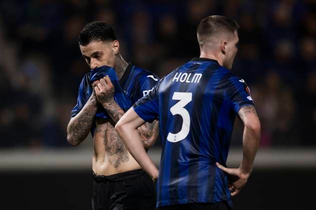 Atalanta BC v Sporting CP - UEFA Europa League Gianluca Scamacca and Emil Holm of Atalanta BC look dejected during the UEFA Europa League round of 16 second leg football match between Atalanta BC and Sporting CP. Bergamo Italy Copyright: xNicolòxCampox