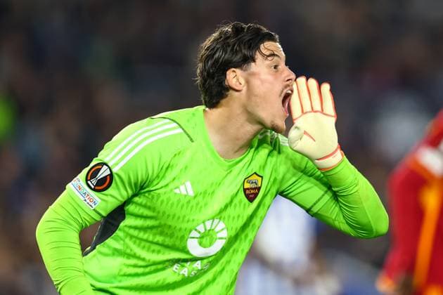 Brighton gegen AS Roma 14. März 2024, London UEFA EUROPA League, Achtelfinale, Rückspiel Brighton Hove Albion gegen AS Roma AS Roma-Torwart Mile Svilar Foto Charlotte Wilson Abseits Brighton UK  Copyright: xCharlottexWilsonx xOffsidexOffside