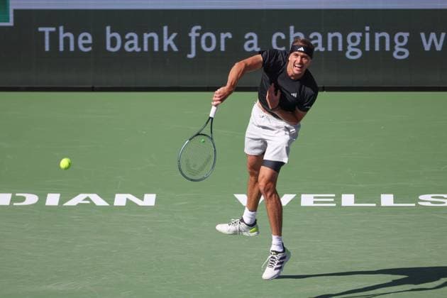 INDIAN WELLS, CA - MARCH 14: Alexander Zverev (GER) serves during the BNP Paribas Open on March 14, 2024 at Indian Wells Tennis Garden in Indian Wells, CA. (Photo by George Walker Icon Sportswire) TENNIS: MAR 14 BNP Paribas Open EDITORIAL USE ONLY Icon240314069