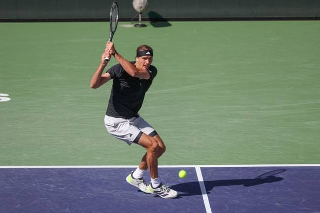 INDIAN WELLS, CA - MARCH 14: Alexander Zverev (GER) hits a backhand during the BNP Paribas Open on March 14, 2024 at Indian Wells Tennis Garden in Indian Wells, CA. (Photo by George Walker Icon Sportswire) TENNIS: MAR 14 BNP Paribas Open EDITORIAL USE ONLY Icon240314129
