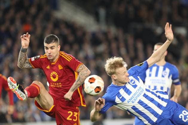 Gianluca Mancini of AS Roma clears the ball during the UEFA Europa League match between Brighton and Hove Albion and Roma at the American Express Community Stadium, Brighton and Hove, England on 14 March 2024. Copyright: xJoshuaxSmithx 40070048