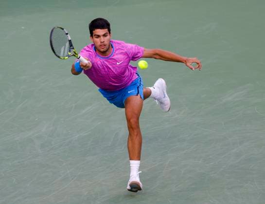 Tennis 2024: BNP Paribas Open MAR 14 March 14, 2024 Carlos Alcaraz of Spain returns a shot against Alexander Zverev of Germany during the BNP Paribas Open in Indian Wells, CA. Charles Baus CSM (Credit Image: Â Charles Baus Cal Media) Indian Wells Ca United States of America EDITORIAL USE ONLY Copyright: xx ZUMA-20240314_zma_c04_192.jpg CharlesxBausx csmphotothree242204