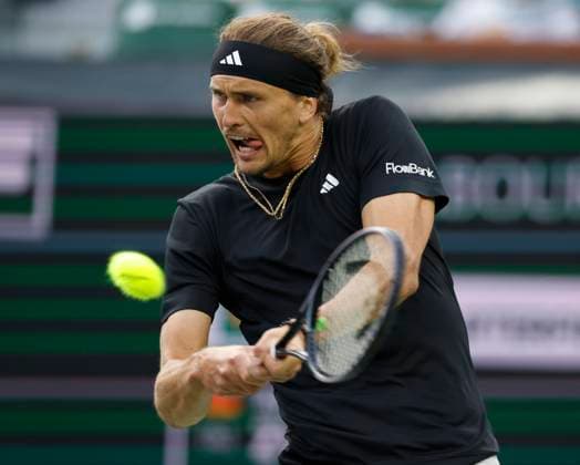 Tennis 2024: BNP Paribas Open MAR 14 March 14, 2024 Alexander Zverev of Germany returns a shot against Carlos Alcaraz of Spain during the BNP Paribas Open in Indian Wells, CA. Charles Baus CSM (Credit Image: Â Charles Baus Cal Media) Indian Wells Ca United States of America EDITORIAL USE ONLY Copyright: xx ZUMA-20240314_zma_c04_216.jpg CharlesxBausx csmphotothree242232