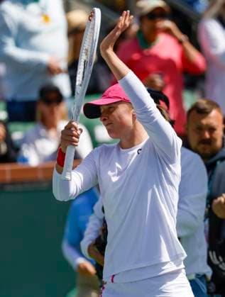 March 14, 2024 Iga Swiatek of Poland acknowledges the crowd after winning her match during the BNP Paribas Open in Indian Wells, CA. CSM Indian Wells United States of America - ZUMAc04_ 20240314_zma_c04_249 Copyright: xCharlesxBausx