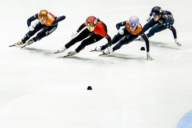 Bilder des Jahres 2024, Sport 03 März Sport Themen der Woche KW11 ROTTERDAM - (l-r) Suzanne Schulting (NED), Gong Li (CHN), Michelle Velzeboer (NED), Julie Letai (USA) during 1500 meters women s quarter-finals at the World Short Track Championships in Ahoy. ANP KOEN VAN WEEL xVIxANPxSportx xxANPxIVx 493750627 originalFilename: 493750627.jpg