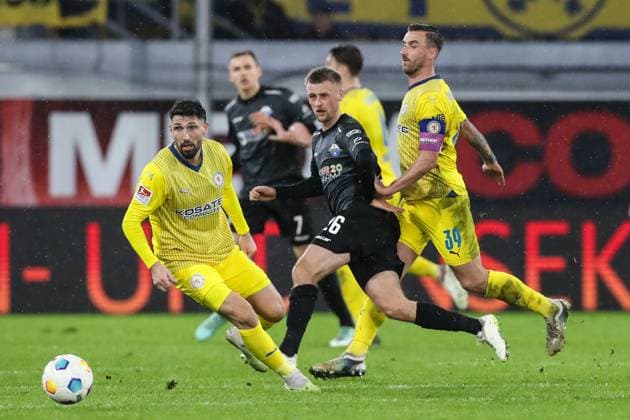 Sebastian Klaas SC Paderborn,26 vs Fabio Kaufmann Eintracht Braunschweig,37 and Robin Krausse Krauße Eintracht Braunschweig,39 2 Soccer Bundesliga Season 2023 2024 SC Paderborn vs Eintracht Braunschweig at Home Deluxe Arena in Paderborn Action,Soccer,Man,Men,Germany,15 03 2024