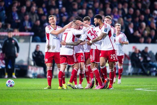 15 03 2024 Soccer, 2023 2024, 2 Bundesliga, Matchday 26, VfL Osnabrück Fortuna Düsseldorf Jubeltraube nach dem Tor zum 0 3 von M Marlon Mustapha Düsseldorf , L R Tim Oberdorf Düsseldorf , Christos Tzolis Düsseldorf , Jamil Siebert Düsseldorf DFL REGULATIONS PROHIBIT ANY USE OF PHOTOGRAPHS AS IMAGE SEQUENCES AND OR QUASI VIDEO