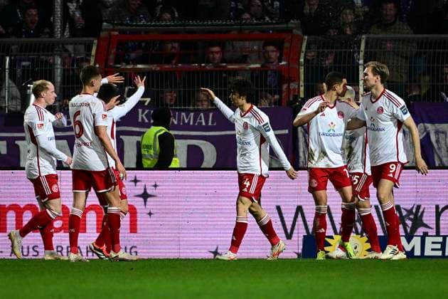 Goal celebration for 0 4 Ao Tanaka Fortuna Düsseldorf Duesseldorf, 4 , VfL Osnabrueck vs Fortuna Duesseldorf, Fußball, 2 Bundesliga, 26 Spieltag, 15 03 2024 DFB regulations prohibit any use of photographs as image sequences and or quasi video Osnabrueck Niedersachsen Germany Copyright: xkolbert-press MarcxNiemeyerx