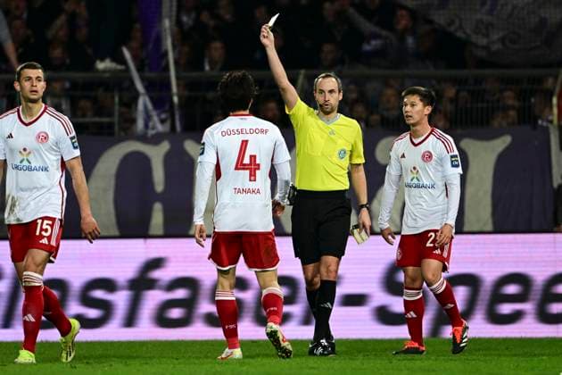 Yellow card for Ao Tanaka Fortuna Düsseldorf Duesseldorf, 4 , VfL Osnabrueck vs Fortuna Duesseldorf, Soccer, 2 Bundesliga, 26 Matchday, 15 03 2024 DFB regulations prohibit any use of photographs as image sequences and or quasi video Osnabrueck Niedersachsen Germany Copyright: xkolbert-press MarcxNiemeyerx