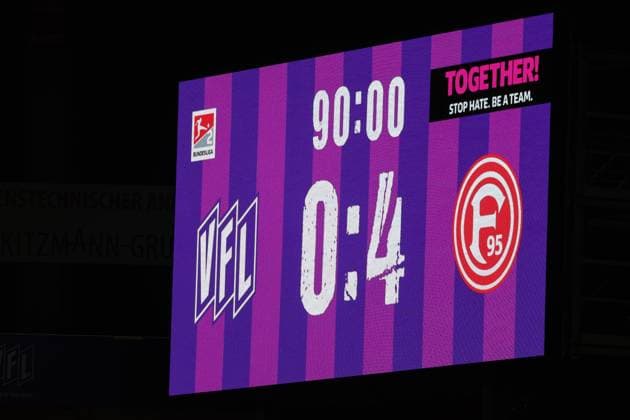 2 Bundesliga VfL Osnabrück Fortuna Düsseldorf on 15 03 2024 at Bremer Brücke in Osnabrück Scoreboard Video screen with the official final score 0 to 4 MH