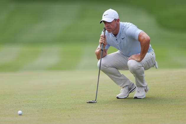 PGA, Golf Herren Golf 2024: THE PLAYERS Championship MAR 15 March 15, 2024: Rory McIlroy sizes up his putt on the 8th hole during the second round of THE PLAYERS Championship at TPC Sawgrass in Ponte Vedra, FL. Gray Siegel CSM (Credit Image: Â Gray Siegel Cal Media) Ponte Vedra Florida United States of America EDITORIAL USE ONLY Copyright: xx ZUMA-20240315_zma_c04_021.jpg GrayxSiegelx csmphotothree242510