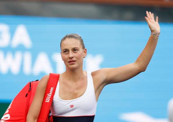 March 15, 2024 Marta Kostyuk of the Ukraine acknowledges the crowd after losing her Semifinal match against Iga Swiatek of Poland in during the BNP Paribas Open in Indian Wells, CA. CSM Indian Wells United States of America - ZUMAc04_ 20240315_zma_c04_184 Copyright: xCharlesxBausx