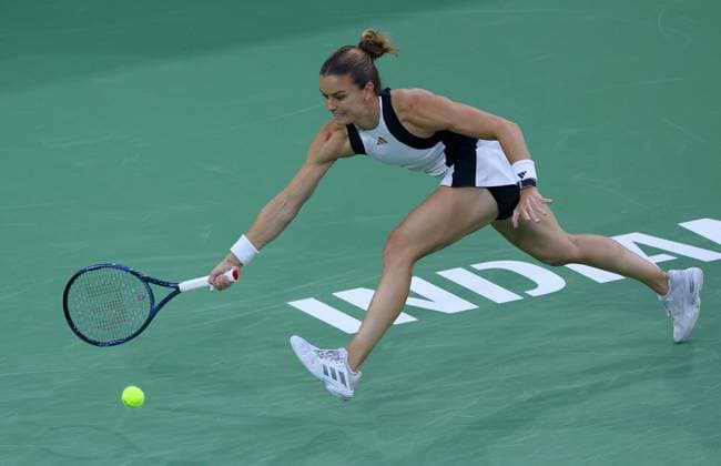 Maria Sakkari of Greece in action BNP Paribas Open, Tennis, Day 10, Indian Wells Tennis Garden, California, USA - 15 Mar 2024  Copyright: xEllaxLing Shutterstockx 14386186bs