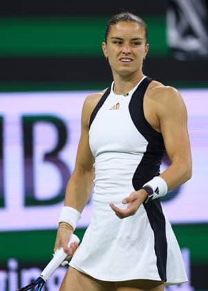Maria Sakkari of Greece frustrated BNP Paribas Open, Tennis, Day 10, Indian Wells Tennis Garden, California, USA - 15 Mar 2024  Copyright: xEllaxLing Shutterstockx 14386186cc