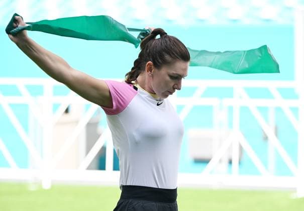 MIAMI GARDENS FL - MARCH 15: Simona Halep is seen on the practice court during the 2024 Miami Open at Hard Rock Stadium on March 15, 2024 in Miami Gardens, Florida. Copyright: xmpi04x