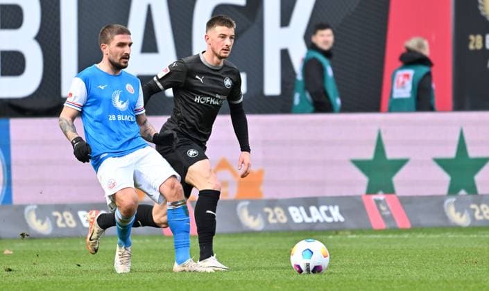16 03 2024 Soccer Season 2023 2024 2 Soccer Bundesliga 26 Matchday FC Hansa Rostock FCH SpVgg Greuther Fürth Kleeblatt Sportfoto Zink xwoxzix DFL regulations prohibit any use of photographs as image sequences and or quasi video only for editorial use Konstantinos Stayfilidis 3, FC Hansa Rostock FCH Lukas Petkov 16, SpVgg Greuther Fürth