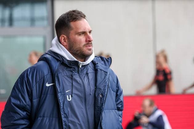 Saban Uzun RB Leipzig, Head Coach before the match, FC Bayern Muenchen vs RB Leipzig, Football, Google Pixel Womens Bundesliga, Matchday 16, Season 2023 24, 16 03 2024, DFL REGULATES PROHIBIT ANY USE OF PHOTOGRAPHS AS IMAGE SEQUENCES, FC Bayern Muenchen vs RB Leipzig, Football, Google Pixel Womens Bundesliga, Matchday 16, Season 2023 24, 16 03 2024 Muenchen Copyright: xEibner-Pressefoto JennixMaulx EP_JML