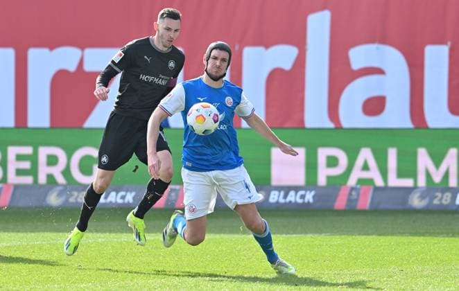 16 03 2024 Soccer Season 2023 2024 2 Soccer Bundesliga 26 Matchday FC Hansa Rostock FCH SpVgg Greuther Fürth Kleeblatt Sportfoto Zink xwoxzix DFL regulations prohibit any use of photographs as image sequences and or quasi video only for editorial use Branimir Hrgota 10 SpVgg Greuther Fürth Damian Roßbach Rossbach 4, FC Hansa Rostock FCH