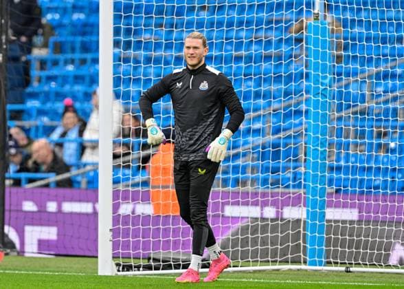 Emirates FA Cup Quarter- Final Manchester City v Newcastle United Loris Karius of Newcastle United warms up ahead of the match, during the Emirates FA Cup Quarter- Final match Manchester City vs Newcastle United at Etihad Stadium, Manchester, United Kingdom, 16th March 2024 (Photo by Cody Froggatt News Images) Manchester Etihad Stadium Manchester United, ManU Kingdom Copyright: xCodyxFroggatt NewsxImagesx
