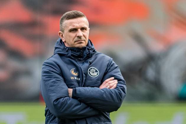 Rostock, Germany March 16, 2024 2 BL 2023 2024 FC Hansa Rostock vs Greuther Fürth In the picture Coach Mersad Selimbegovic Hansa Rostock DFL regulations prohibit any use of photographs as image sequences and or quasi video Copyright: xFotostandx xVoelkerx