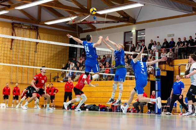 16 03 2024, GER, 2 BL Maenner Sued, Volleyball,Saison 2023 2024, Blue Volleys Gotha TUS Kriftel Volleyball Krochmann, Hannes Blue Volleys Gotha Gorski, Tomasz Blue Volleys Gotha 99867 Gotha Gotha Ernestiner Sporthalle Sp Thüringen Germany