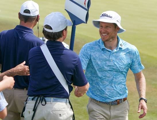 March 16, 2024, Ponte Vedra Beach, Florida, United States: PETER MALNATI (USA) shakes hands on the 18th green after the third round of the 2024 PLAYERS Championship at TPC Sawgrass. Ponte Vedra Beach United States - ZUMAw109 20240316_fap_w109_017 Copyright: xDebbyxWongx