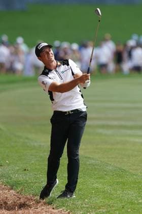 March 16, 2024, Ponte Vedra Beach, Florida, United States: VIKTOR HOVLAND (NOR) hits out of the rough on the 18th hole during the third round of the 2024 PLAYERS Championship at TPC Sawgrass. Ponte Vedra Beach United States - ZUMAw109 20240316_fap_w109_019 Copyright: xDebbyxWongx
