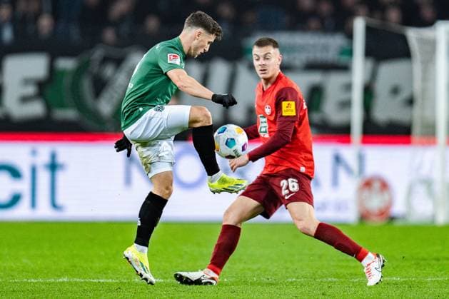 Filip Kaloc 1 FC Kaiserslautern, 26 Hannover 96 vs 1 FC Kaiserslautern, Football, 2 Bundesliga, Matchday 26, 16 03 2024 DFL REGULATIONS PROHIBIT ANY OUSE OF PHOTOGRAPHS AS IMAGE SEQUENCES AND OR QUASI VIDEO Hannover 96 vs 1 FC Kaiserslautern, Football, 2 Bundesliga, Matchday 26, 16 03 2024 Hannover Copyright: xEibner-Pressefoto BahhoxKarax EP_HAN