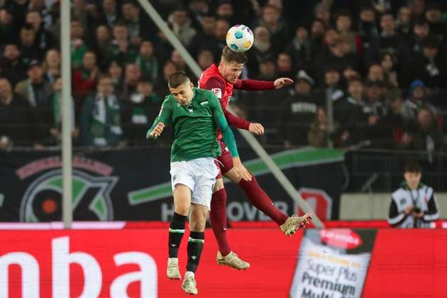 Nicolo Tresoldi Hannover 96 and Jan Elvedi 1 FC Kaiserslautern fight for the ball, 2 Bundesliga, Hannover 96 vs 1 FC Kaiserslautern, HDI Arena, 16 03 2024, Hannover, Germany