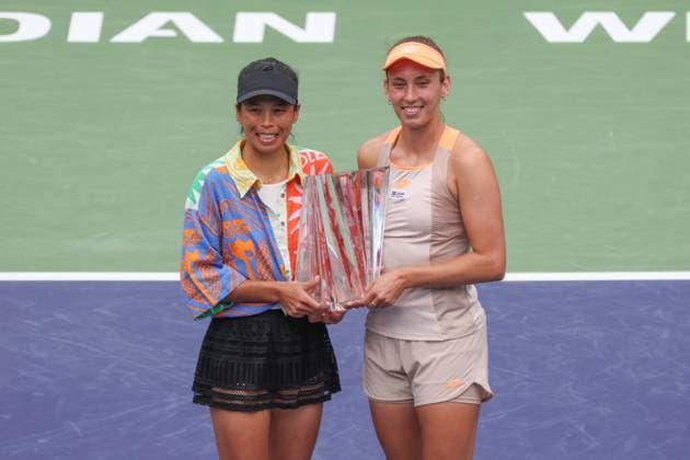 INDIAN WELLS, CA - MARCH 16: Su-Wei Hsieh (TPE) and Elise Mertens (BEL) pose with the trophy after winning the WomenÕs Doubles Final at the BNP Paribas Open on March 16, 2024 at Indian Wells Tennis Garden in Indian Wells, CA. (Photo by George Walker Icon Sportswire) TENNIS: MAR 16 BNP Paribas Open EDITORIAL USE ONLY Icon240316026