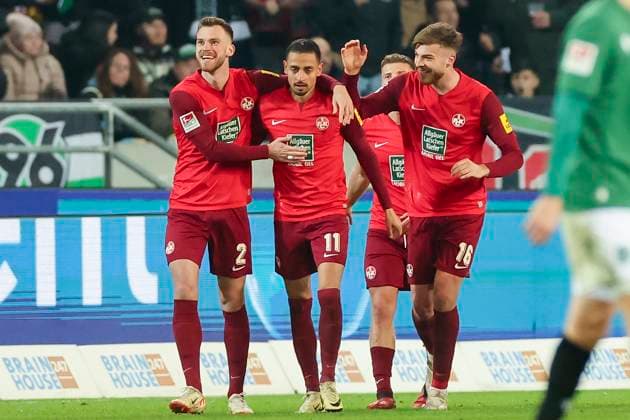 Kenny Prince Redondo 1 FC Kaiserslautern celebrates his goal with teammates, 2 Bundesliga, Hannover 96 vs 1 FC Kaiserslautern, HDI Arena, 16 03 2024, Hannover, Germany