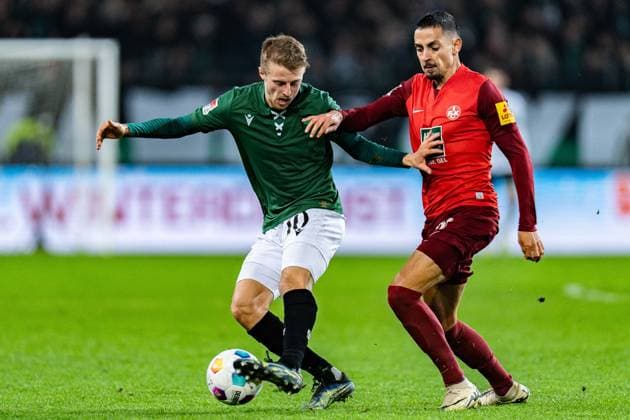 Kenny Prince Redondo 1 FC Kaiserslautern, 11 Sebastian Ernst Hannover 96, 10 Hannover 96 vs 1 FC Kaiserslautern, Football, 2 Bundesliga, Matchday 26, 16 03 2024 DFL REGULATIONS PROHIBIT ANY OUSE OF PHOTOGRAPHS AS IMAGE SEQUENCES AND OR QUASI VIDEO Hannover 96 vs 1 FC Kaiserslautern, Football, 2 Bundesliga, Matchday 26, 16 03 2024 Hannover Copyright: xEibner-Pressefoto BahhoxKarax EP_HAN