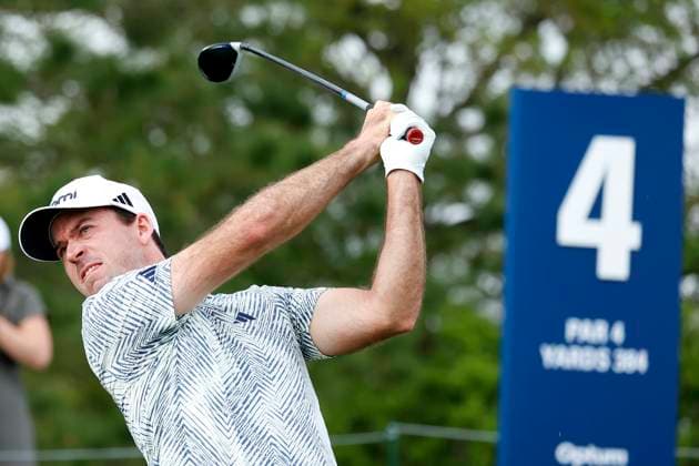 PONTE VEDRA BEACH, FL - MARCH 16: PGA, Golf Herren golfer Nick Taylor plays his tee shot on the 4th hole during the third round of The Players Championship on March 16, 2024, at TPC Sawgrass in Ponte Vedra Beach, Florida. (Photo by Brian Spurlock Icon Sportswire) GOLF: MAR 16 PGA THE PLAYERS Championship EDITORIAL USE ONLY Icon24031615