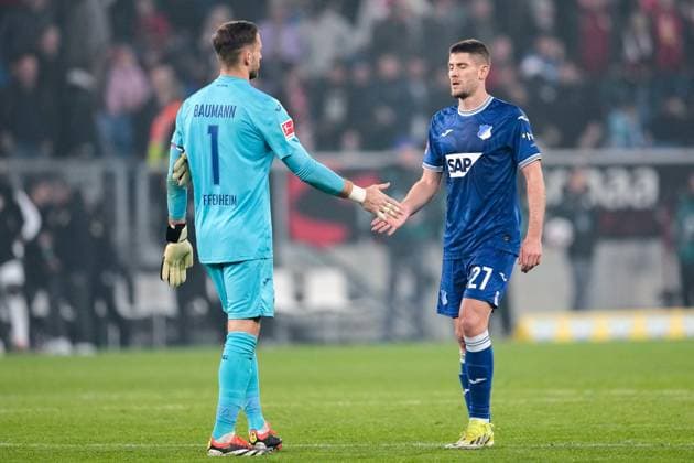 v li Oliver Baumann goalkeeper, Hoffenheim, 1 , Andrej Kramaric Hoffenheim, 27 , TSG 1899 Hoffenheim player, disappointed about the defeat, disappointment after the final whistle, highlight, loser, lost, frustration, disappointed, pessimistic, 16 03 2024, Sinsheim Germany , Football, Bundesliga, TSG 1899 Hoffenheim VfB Stuttgart, DFB DFL REGULATES PROHIBIT ANY USE OF PHOTOGRAPHS AS IMAGE SEQUENCES AND OR QUASI VIDEO xozx
