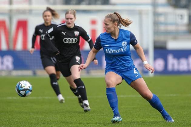from left Toma Ihlenburg SV Meppen, 4 on the ball, single image, full body, action, action, match scene, THE DFB REGULATIONS PROHIBIT ANY USE OF PHOTOGRAPHS AS IMAGE SEQUENCES AND OR QUASI VIDEO , 17 03 2024, Meppen Germany , Football, 2 Womens Bundesliga, SV Meppen FC Ingolstadt 04 xobx