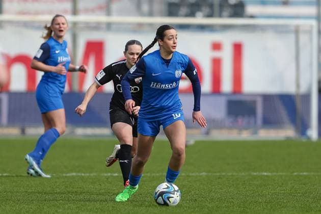 from left Selma Licina SV Meppen, 18 on the ball, single image, full body, action, action, game scene, THE DFB REGULATIONS PROHIBIT ANY USE OF PHOTOGRAPHS AS IMAGE SEQUENCES AND OR QUASI VIDEO , 17 03 2024, Meppen Germany , Football, 2 Womens Bundesliga, SV Meppen FC Ingolstadt 04 xobx