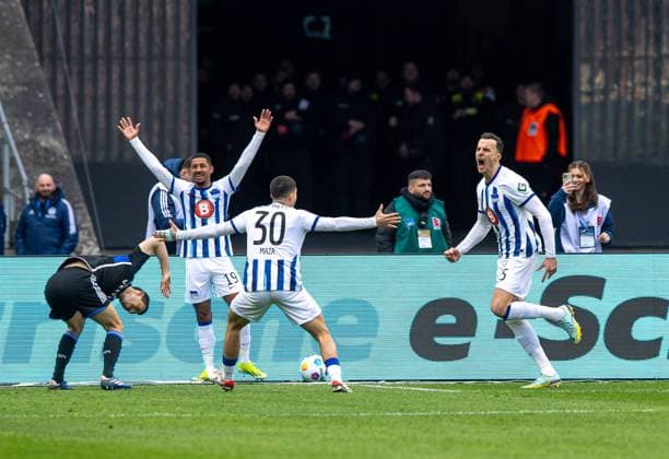 Soccer, Men, Season 2023 2024, 2 Bundesliga 26 Matchday , Hertha BSC FC Schalke 04, f l Ron Schallenberg Schalke 04 , Jeremy Dudziak Hertha BSC , Ibrahim Maza Hertha BSC , Haris Tabakovic Hertha BSC , Celebration after goal to 1 0, 17 03 2024, Copyright: xSebastianxRäppold MatthiasxKochx
