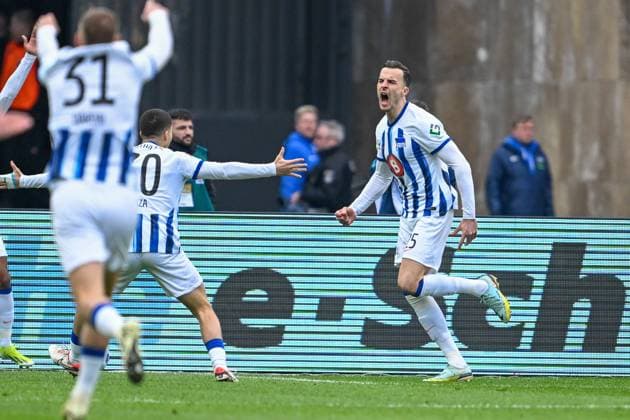 2 Bundesliga Hertha BSC Berlin FC Schalke 04 on 17 03 2024 at the Olympiastadion in Berlin Cheering, goal celebration, goal scorer, goal scorer Haris Tabakovic Hertha BSC Berlin cheers after his goal for 1 0 MT