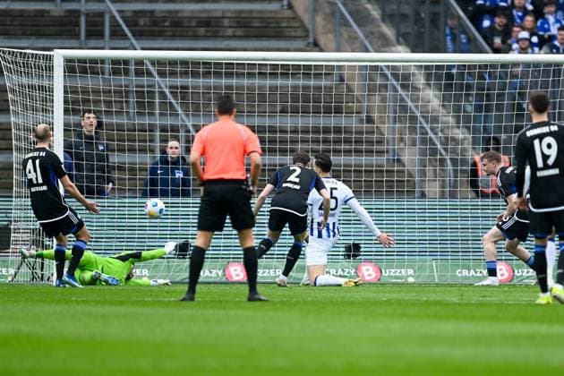 2 Bundesliga Hertha BSC Berlin FC Schalke 04 on 17 03 2024 at Olympiastadion in Berlin Goal for 1 0 Goalscorer Haris Tabakovic Hertha BSC Berlin with the goal for 1 0 MT