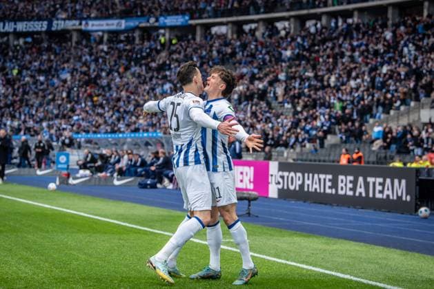 2 Soccer Bundesliga, Hertha BSC vs. FC Schalke 04 Berlin, 17 03 2024 Fabian Reese Hertha BSC, 11 , Haris Tabakovic Hertha BSC, 25 2 Soccer Bundesliga, Hertha BSC vs. FC Schalke 04, Olympiastadion, Berlin, 17 03 2024 DFL REGULATES PROHIBIT ANY USE OF PHOTOGRAPHS AS IMAGE SEQUENCES AND OR QUASI VIDEO Copyright: xBEAUTIFULxSPORTS LucianoxLimax