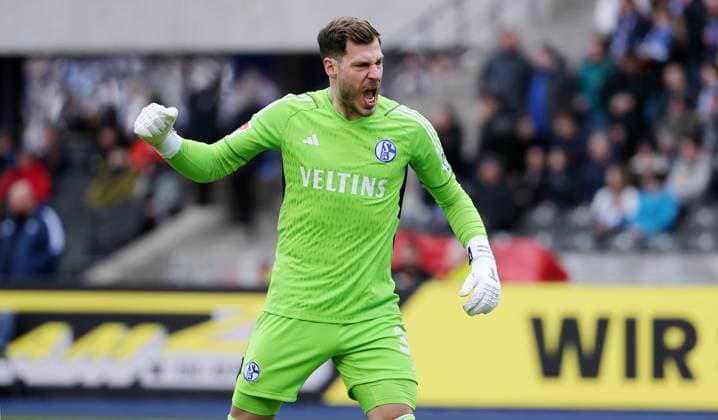 Goalkeeper Marius Müller cheers after 1 1 equalizer joy emotion jubilation Sport Football Soccer DFL 2 Bundesliga Men 26 Matchday Season 2023 2024 17 03 2024 Hertha BSC Berlin vs FC Schalke 04 DFL regulations prohibit any use of photographs as image sequences and or quasi video