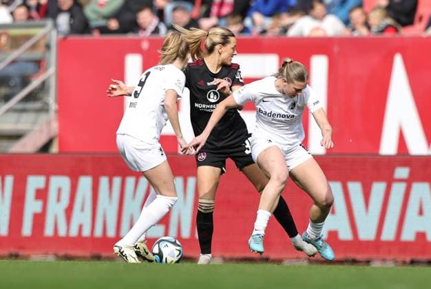 17 03 2024 Soccer Season 2023 2024 1 Women Soccer Bundesliga 16 Matchday 1 FC Nürnberg FCN Club SC Freiburg Sportfoto Zink DaMa xdaxmax Janina Minge 9 , SC Freiburg Medina Desic 30, 1 FC Nürnberg FCN Annie Lee Karich 6, SC Freiburg