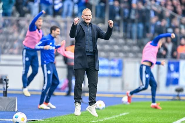 2 Bundesliga Hertha BSC Berlin FC Schalke 04 on 17 03 2024 at the Olympiastadion in Berlin Coach Karel Geraerts FC Schalke 04 cheers after the goal for 2 2 MT