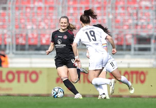 17 03 2024 Soccer Season 2023 2024 1 Women Soccer Bundesliga 16 Matchday 1 FC Nürnberg FCN Club SC Freiburg Sportfoto Zink DaMa xdaxmax Luisa Guttenberger 4, 1 FC Nürnberg FCN Annabel Schasching 19 , SC Freiburg Hasret Kayikci 11 , SC Freiburg