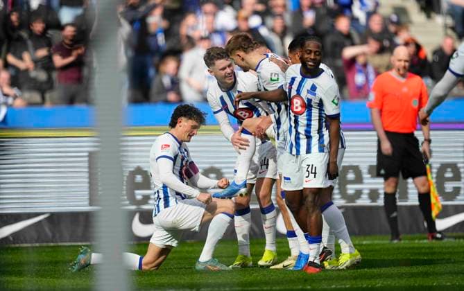Germany, Berlin, 17 03 2024, Olympic Stadium, Hertha BSC vs FC Schalke 04 2 Bundesliga, Marten Winkler Hertha Berlin celebrates the teams third goal Berlin Olympic Stadium Berlin Germany eu-images-659