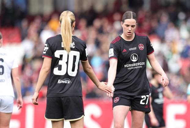 17 03 2024 Soccer Season 2023 2024 1 Womens Soccer Bundesliga 16 Matchday 1 FC Nürnberg FCN Club SC Freiburg Sportfoto Zink DaMa xdaxmax Medina Desic 30, 1 FC Nürnberg FCN Lara Schmidt 27, 1 FC Nürnberg FCN clap off