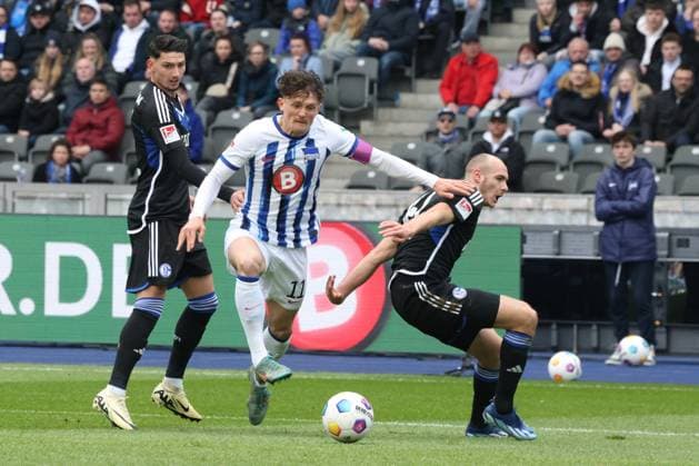 DEU, DFL, 2 FBL, Hertha BSC vs 1 FC Schalke, 17 03 2024, Berliner Olympiastadion, Berlin, DEU, DFL, 2 FBL, Hertha BSC vs 1 FC Schalke, im Bild Fabian Reese Hertha BSC Berlin 11 , Yusuf Kabaday Schalke 04 17 , Maya Yoshida Schalke 04 4 DFL regulations prohibit any use of Photographs as image sequences and or quasi video Foto Juergen Engler nordphoto GmbH nordphotoxGmbHx xEngler nph00076